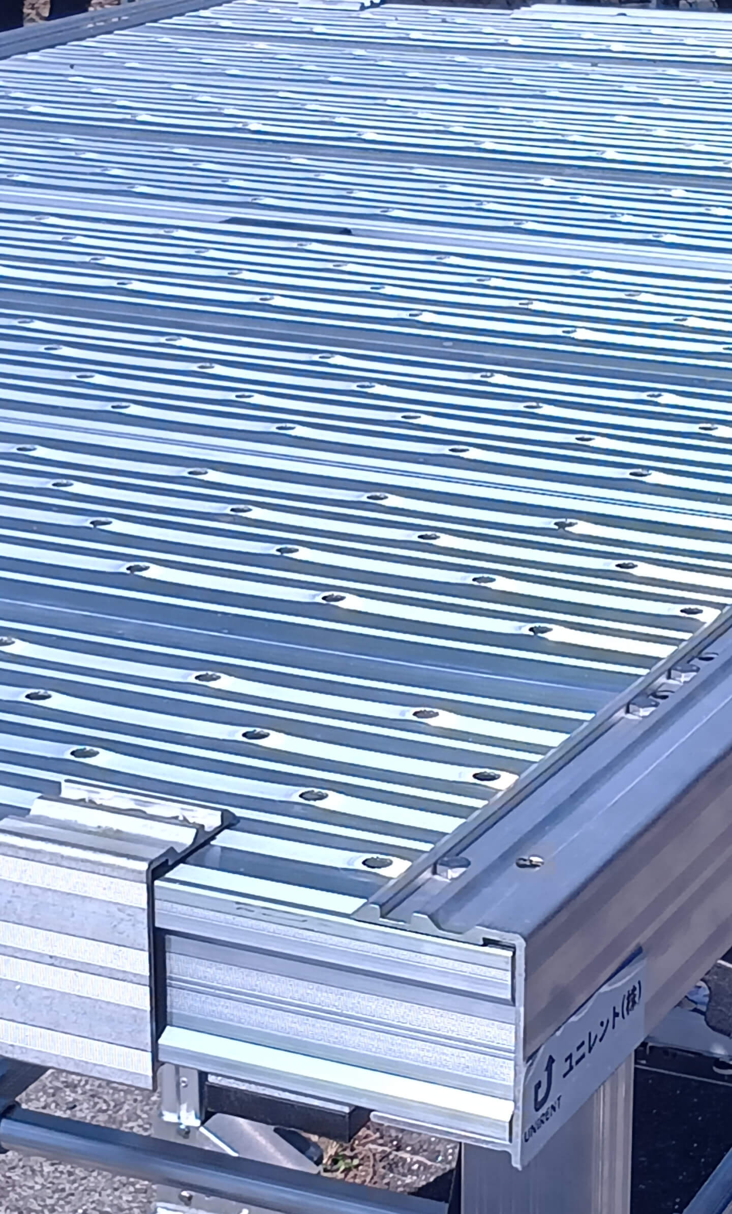 メインビジュアル左